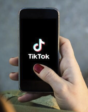 Promocionar música en tik tok para llegar a nuevos oyentes.