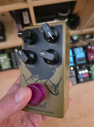 EarthQuaker Devices Hoof pedal at GuitarRec